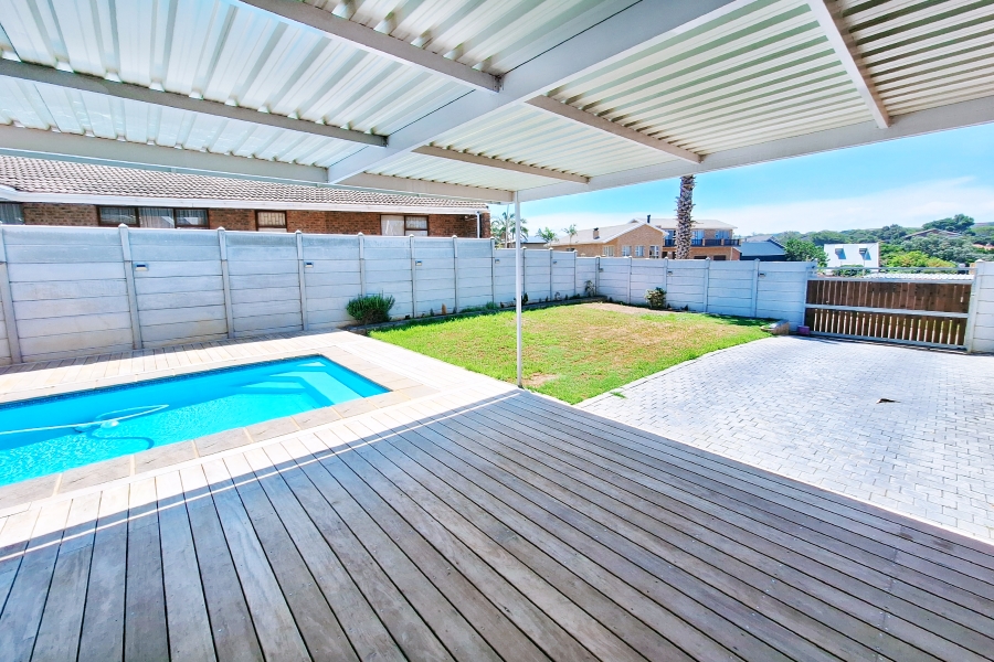 4 Bedroom Property for Sale in Noorsekloof Eastern Cape